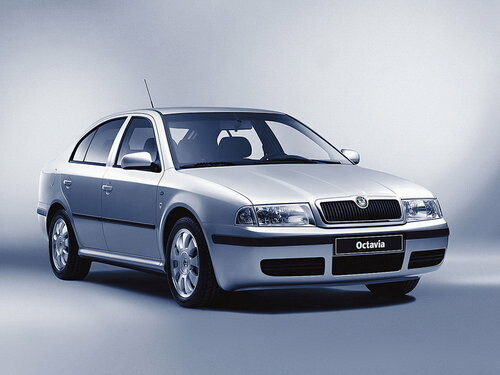 Коврики текстильные "Классик" для Skoda Octavia I (лифтбек / A4) 1996 - 2010, черные, 4шт.